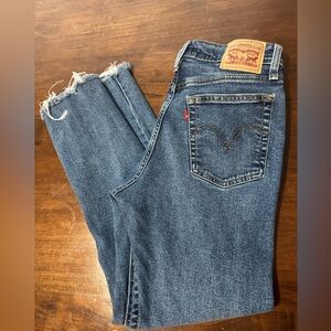 Levi's Wedgie Straight Jeans